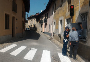Borgo San Dalmazzo, attivato il nuovo semaforo in via Grandis