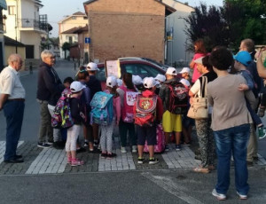 Bra: quattro giorni di Pedibus 'allargato' per raggiungere scuola