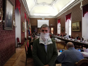 Lauria come Pannella: ‘imbavagliato’ per denunciare il ban di Facebook contro CasaPound