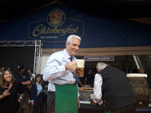 Con l'apertura della prima botte di birra è iniziata l'edizione 2019 dell'Oktoberfest Cuneo