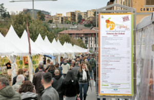 Parcheggi gratuiti e aree pedonali: tutte le informazioni sulla viabilità per 'Peccati di Gola' a Mondovì
