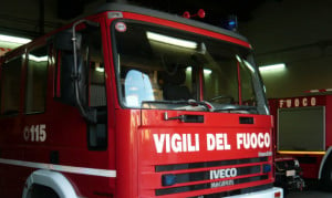 Fumo nel vano scale, evacuato un condominio a Racconigi