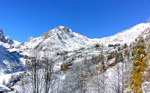 Bianco risveglio per molte località montane della Granda: ecco la prima neve (FOTO)