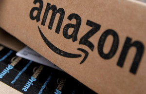 'Carichi di lavoro estenuanti': i dipendenti Amazon di Marene scioperano nella settimana del 'Black Friday'