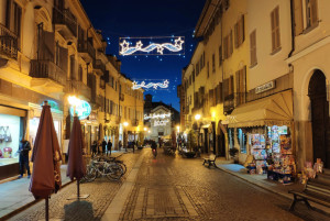 Bra: la città si illumina per il Natale