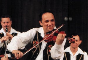 Savigliano, l'Orchestra Tzigana di Budapest apre la rassegna 'Armonie della Memoria'