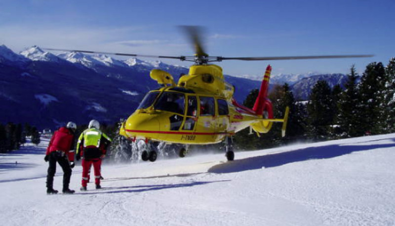 Allarme sulle piste da sci a Limone Piemonte: sciatore grave dopo un malore