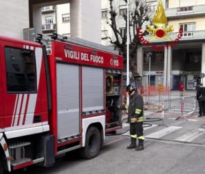 Cuneo, durante dei lavori di scavo spostato un tubo di sfiato del gas: allarme al Liceo Scientifico