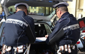 Confreria, incidente nella Galleria Carle