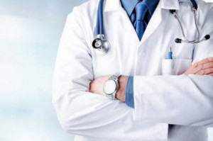 Saluzzo, cessa l'attività il dottor Arnaldo Prono