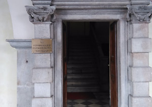 Coronavirus, i docenti del Conservatorio di Cuneo fanno lezione via Whatsapp