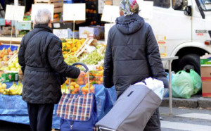 Cuneo, domattina riunione con il CSV per valutare un servizio di spesa e farmaci a domicilio per gli anziani