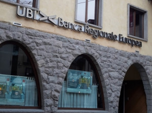 Dopo le proteste dei sindaci restano aperti gli sportelli UBI a Limone, Vernante, Entracque e Valdieri