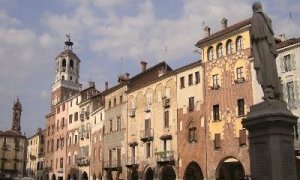 Coronavirus, nuove misure a Savigliano: chiusi parchi e giardini, annullato il mercato