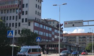 Cuneo, anche i dipendenti Amos autorizzati alla sosta gratuita in zona ospedale