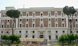 Coronavirus, dal Viminale ulteriori chiarimenti per attività produttive e spostamenti