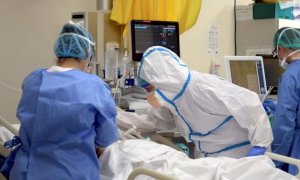 'Gli infermieri si facciano i tamponi da soli, se le Asl non coprono i costi ci pensiamo noi'