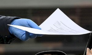 'I controlli vengono effettuati solo da forze dell'ordine in divisa, segnalate i finti agenti in borghese'