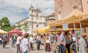 Alba fa dietrofront, i mercati cittadini restano chiusi