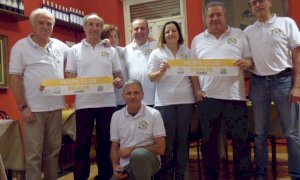 Il Vespa Club Bisalta ha donato all'ospedale Santa Croce apparati di protezione per mille euro