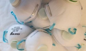 'Il Governo la smetta di accentrare, serve accelerare la produzione di materiale sanitario'