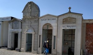 Mondovì: chiusi i cimiteri,  i volontari si occupano della cura delle tombe