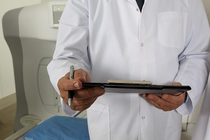 Atto d’accusa del sindacato dei medici alla Regione: ‘Ancora pochi tamponi negli ospedali’