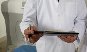 Atto d’accusa del sindacato dei medici alla Regione: ‘Ancora pochi tamponi negli ospedali’