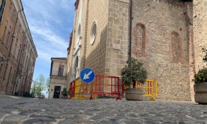 Cuneo, si stacca un frammento da un pinnacolo della chiesa di San Francesco