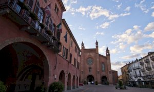 Alba: l’amministrazione stanzia 17 mila euro per la creazione di borse alimentari con acquisti dai mercatali