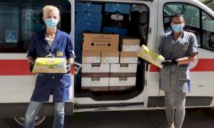 L'In's di Costigliole dona prodotti dolciari alla Croce Rossa di Busca