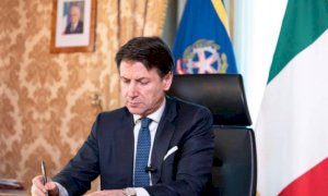 Palazzo Chigi chiarisce: ecco chi sono i 'congiunti' che si potranno incontrare da lunedì