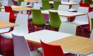 Il Consiglio regionale boccia l'inserimento della mensa tra le spese coperte dal voucher scuola