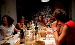 Il Governo valuta l'ok agli incontri tra amici e ai soggiorni nelle seconde case da lunedì 18 maggio