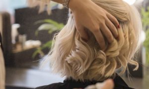 Il 18 maggio riaprono parrucchiere ed estetiste, il 25 bar e ristoranti