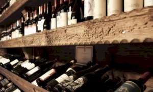 'Vino, serve liquidità per salvare le cantine'