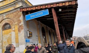 'È troppo chiedere di conoscere una data certa per la ripresa del servizio sulla linea Saluzzo-Savigliano?'