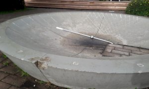 Borgo San Dalmazzo, vandali danneggiano la meridiana di Gesù Lavoratore