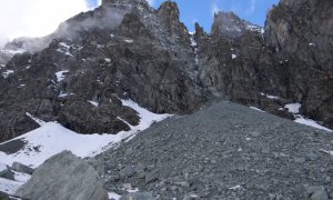 Sopralluogo dell'Arpa sulla parete nord est del Monviso, nella zona della frana del 26 dicembre