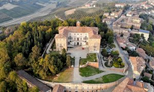 ‘Abbattere il muro della Biblioteca civica di Govone è un oltraggio alla storia’