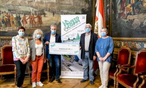 Dagli organizzatori della 'Fausto Coppi' una donazione di 3.200 euro per la Sanità cuneese