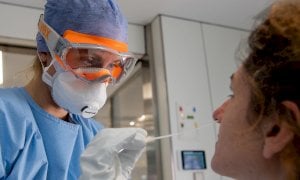 Coronavirus, la tendenza positiva continua: una settimana senza vittime nella Granda