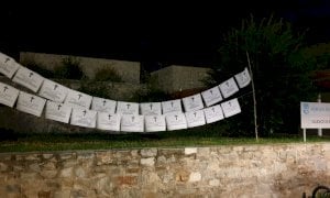 L'Inps replica ai falsi necrologi appesi da CasaPound: 'Attacco scandaloso, non ci faremo intimidire'