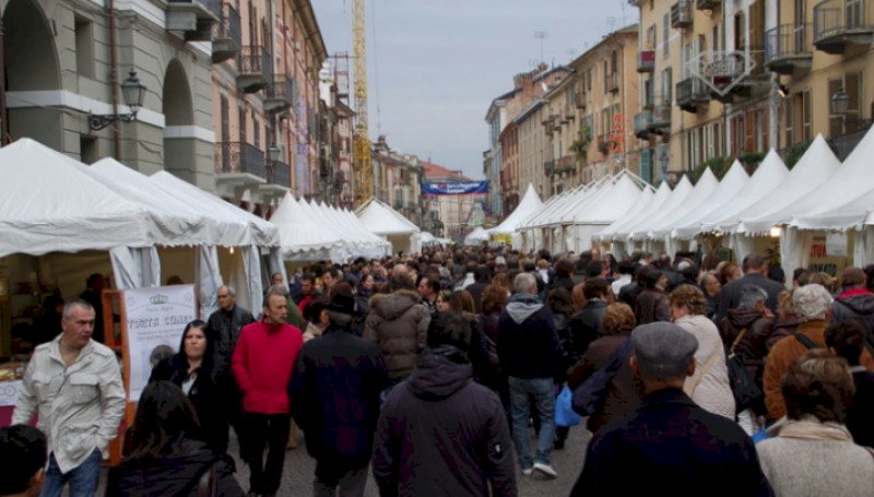 Cuneo, il Coronavirus cancella l'edizione 2020 della Fiera del Marrone