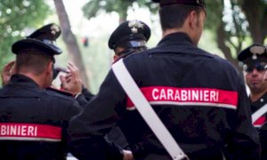 Derubava le turiste in spiaggia, arrestata a Borghetto Santo Spirito una giovane residente a Mondovì