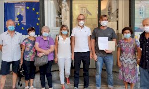 Cuneo, depositate oltre 400 firme contro il dormitorio per migranti a Tetti Roero