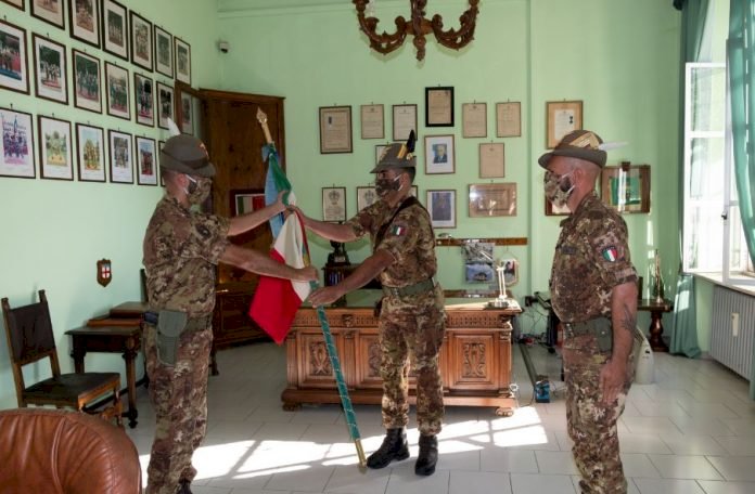 Cambio al vertice della ‘Vian’: Giuseppe Sgueglia è il nuovo comandante del 2° Reggimento Alpino