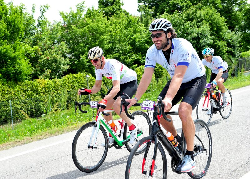 Una tappa da Busca a Sestriere nel Giro-E, l’unico evento al mondo per le bici a pedalata assistita
