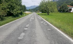 ‘La Strada Provinciale 26 è piena di buche e pericolosa: la Provincia intervenga’
