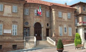 'Nelle aule lezioni, non elezioni: il Comune di Bra fa la scelta giusta'